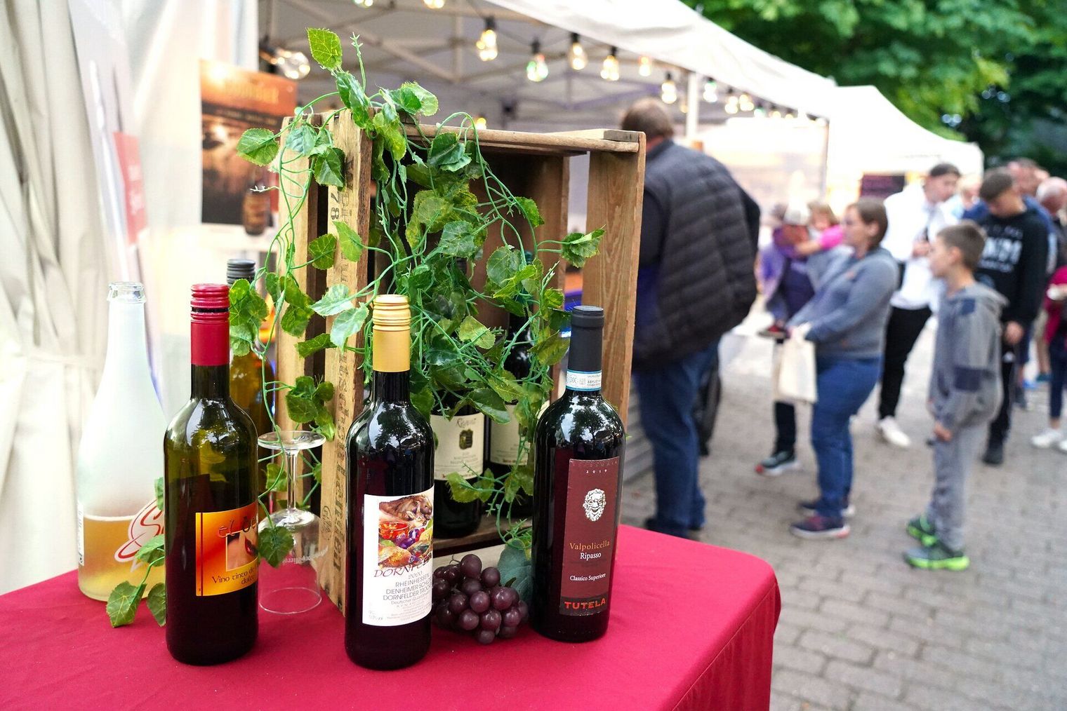 Ein Stand auf dem Winzerfest in Cuxhaven