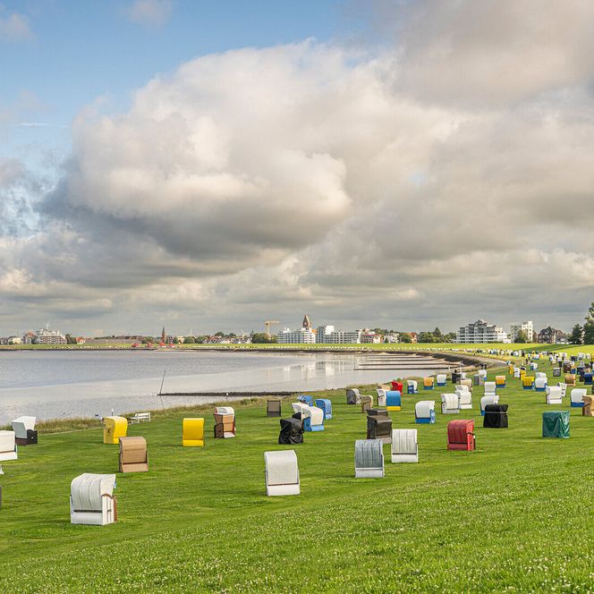 Diverse Strandkörbe in der Grimmershörnbucht