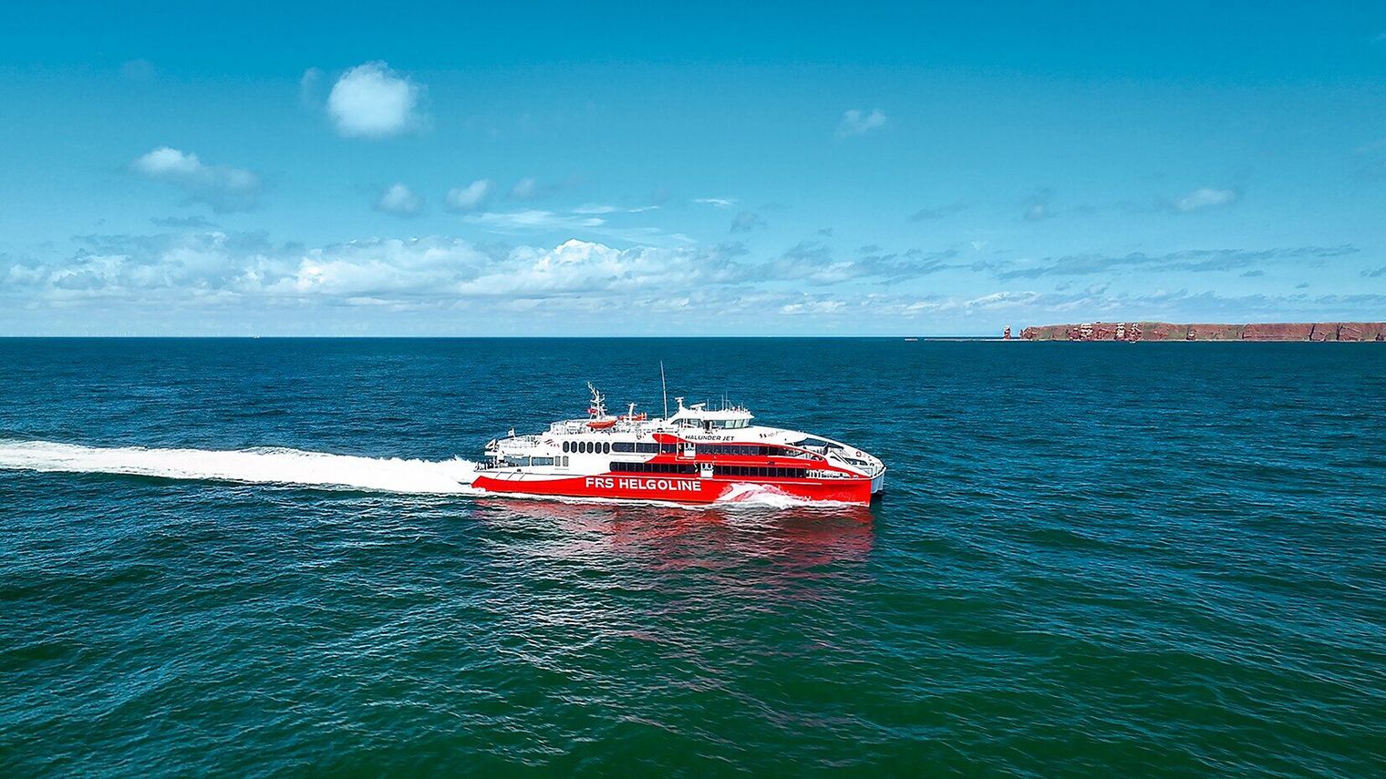 Die FRS Helgoline auf dem Weg nach Helgoland