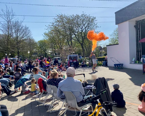 Clownshow im Kurpark